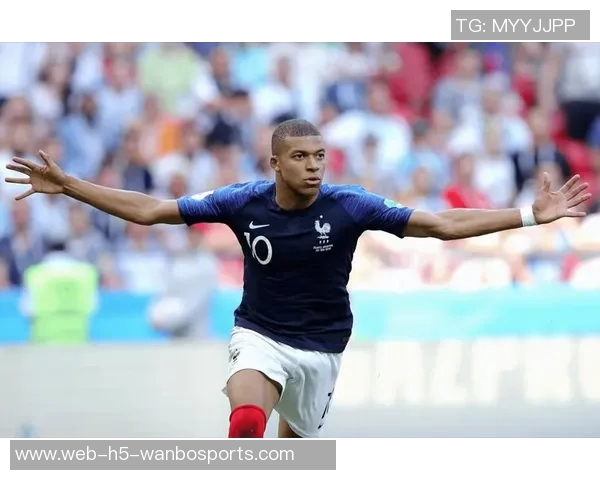 姆巴佩展望未来希望孩子们超越自己为皇马带来更多冠军与快乐